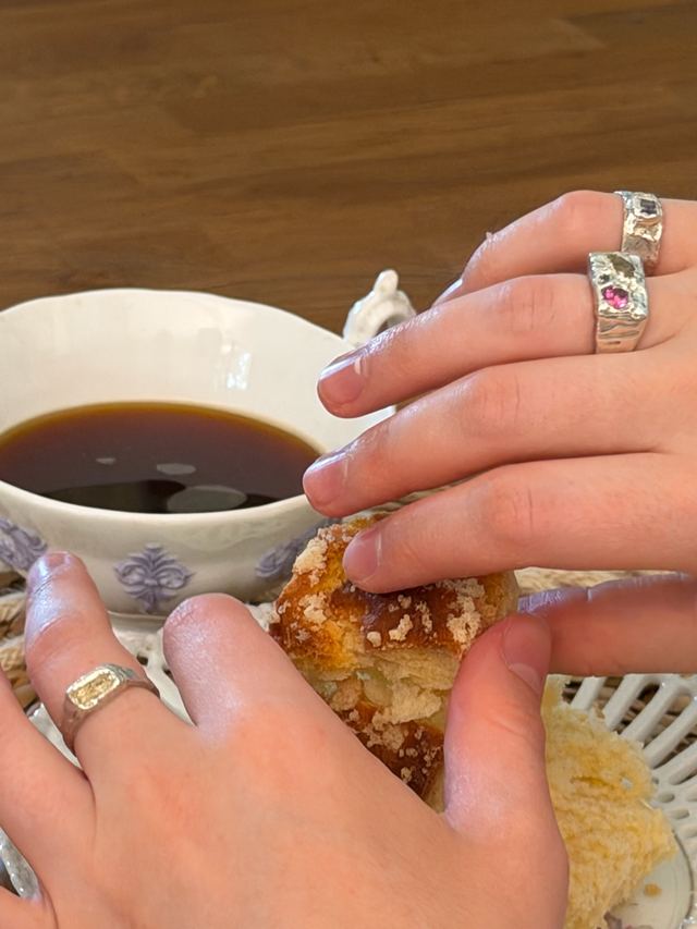Rings from the drop over morning coffee